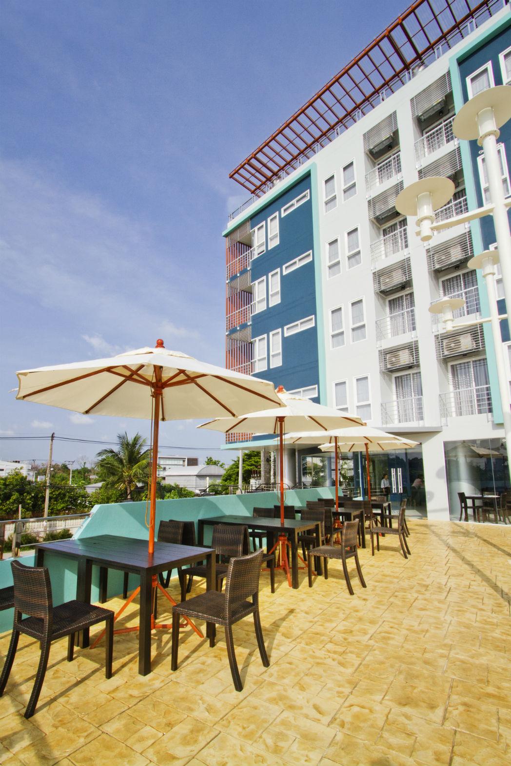 Anna-Nava Pakkret Hotel Нонтхабури Экстерьер фото