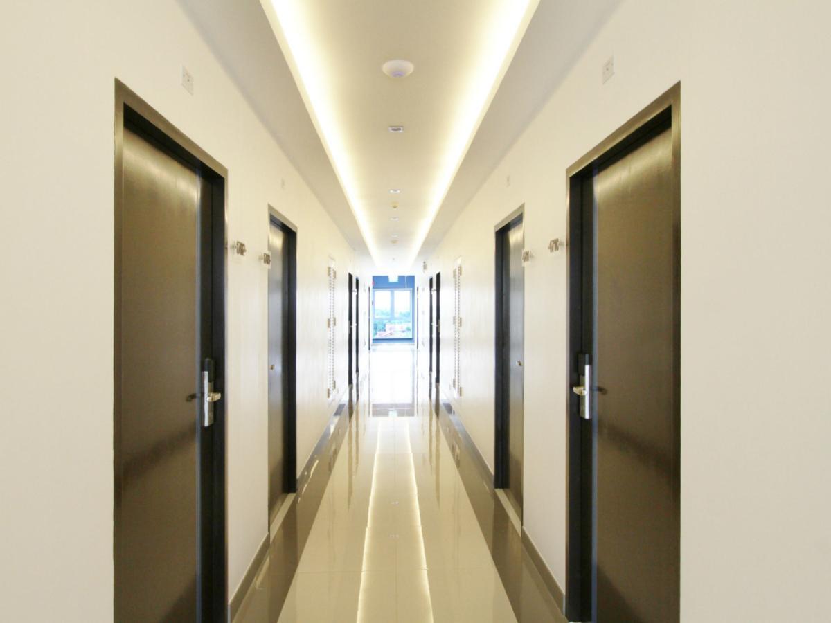 Anna-Nava Pakkret Hotel Нонтхабури Экстерьер фото