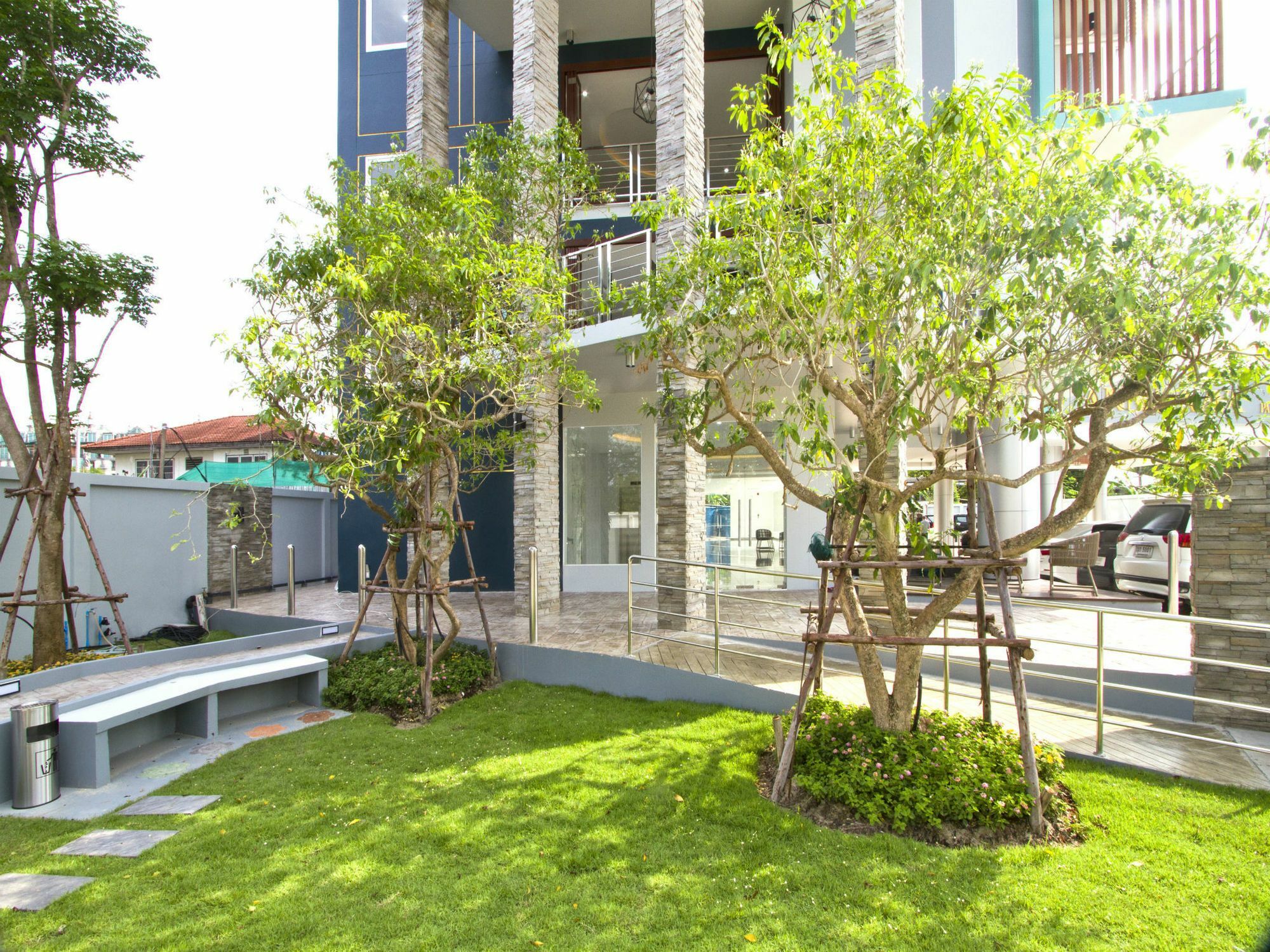 Anna-Nava Pakkret Hotel Нонтхабури Экстерьер фото